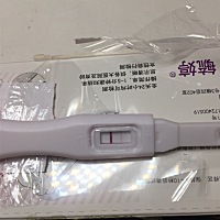 这是怀上了吗？例假已经推迟了两天还没有来，小腹经常不舒服