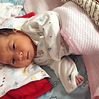 6月9号成功卸货女宝宝一位😛