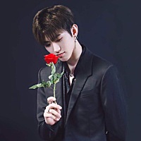 有没有跟我一样喜欢蔡徐坤的