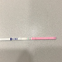 请问排卵试纸这样是该做功课了吗？