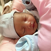 娱乐一下 怀男生怀女生的症状 怀我儿子 前期有孕吐反应很重 基本是吃什么吐什么 血都吐出来了 前期胎心...