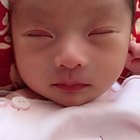 宝宝19天了      出生5.4斤   这会才5.6斤   19天才长了2两       奶妈们  你们宝宝拉奶瓣嘛？怎样改善...