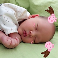 5.1号生的，到现在才发布，男宝，剖腹产，小名就叫小五一🍭孩子爸爸很细心，只要他在家，都是他换尿布...