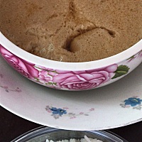 i宝宝第23天了。我老公前几天说的话我到现在还耿耿于怀：“最爱孩子的是我妈，你只是喜欢而已，因为我妈...