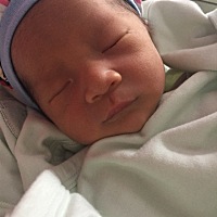 宝宝出生啦 生产过程有点困难 最后选择用产钳夹出来的