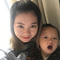 儿子两岁半特别调皮很爱哭，特别调皮这不吃那不吃睡觉也不好好睡，现在都不会说话只会称呼之类的，该怎...