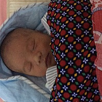 每天都喝好多汤，什么鱼汤，肉汤，中药催奶汤都喝了，可是还是没有奶，宝宝喝奶粉火气大，几天不大便，...