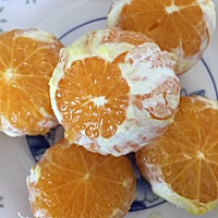 来盘橙子多C多漂亮😁😁😁😁，有馋的孕妈吗？哈哈……想吃来找我呀。