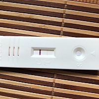 亲爱的们，这样显示是怀孕了吗？