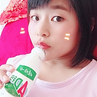 前一天刚打的杀虫剂，今天我的窝快要成蜘蛛的窝了 爱吃零食的大小孩^o^ 吓得一晚没睡好 还组团来的