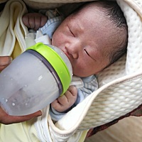 剖腹产男宝一枚，脐带绕颈一周，绕大腿一周，没办法只能剖，真心疼