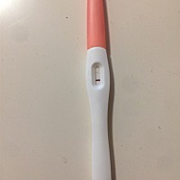 末次月经5.28，12号排卵，今天早上测的，这个是有了吗？