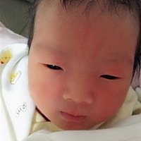 宝宝出生第四天，感谢上天送给我这么可爱的男宝！