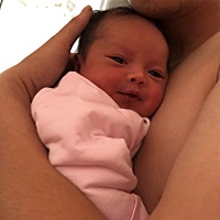 宝宝12天了 爸爸宠你不得了哟 幸福的小狗子😝😝