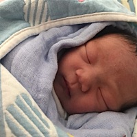 6月23号，39+2天刨腹产一枚男宝，终于成功卸货.