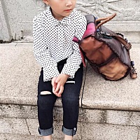 所谓的三个女人一台戏是说我们吗？😊现在已经变女儿奴了，每天累并快乐着！麻麻会把我认为最好的给予...