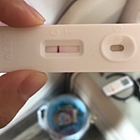 同房还没七天，因为心中比较着急，测了下，有条白道，很浅，是怀孕吗。急求