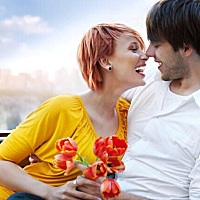 可以做一项调查吗？如果老婆怀孕了到月子完这期间，你们最希望自己老公为自己都做点什么啊？麻烦各位美...