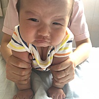 麻麻知道你疼，可是没办法