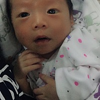 宝宝差不多半个月了。我现在是睡得比狗晚！起得比鸡早！生了他之后没有睡过好觉！更别说懒觉了！