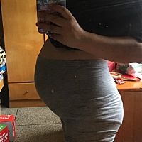 上次拍有的人说不算大，实际是大的手机拍不出效果，好几个人以为我即将卸货了。谁能知道现在才25周。说...