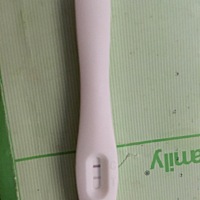 亲们帮忙看看这是有还是没有啊？谢谢！