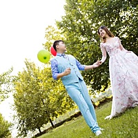 往后余生，风雪是你，平淡是你，清贫是你，荣华是你，心底温柔是你，目光所致，也是你。