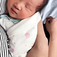 除了看到一个可爱的她，剩下的全是满满的后悔结婚，现在只要宝宝好，其它的就当自己活该命不好吧