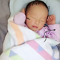 宝宝出生七天了，奶不够吃怎么办？