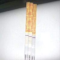 今天早晨测排卵竟然显示强阳，晚上下班回来试着测了下早孕  大家帮忙看看  是两天吗  我感觉我都快眼瞎...