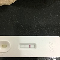 备孕3个月了！今天测孕！一深一浅！是什么情况？