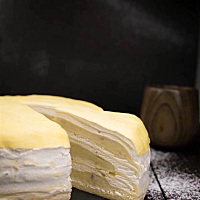 蛋香四溢的超薄班戟饼皮😋看的见三层纯榴莲果肉💦