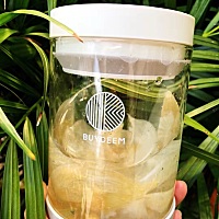 这一胎是老二了，一个男娃，全程在吃燕窝，因为多年吃燕窝的习惯，身体素质一直很好，9个月时拍孕妇照时...