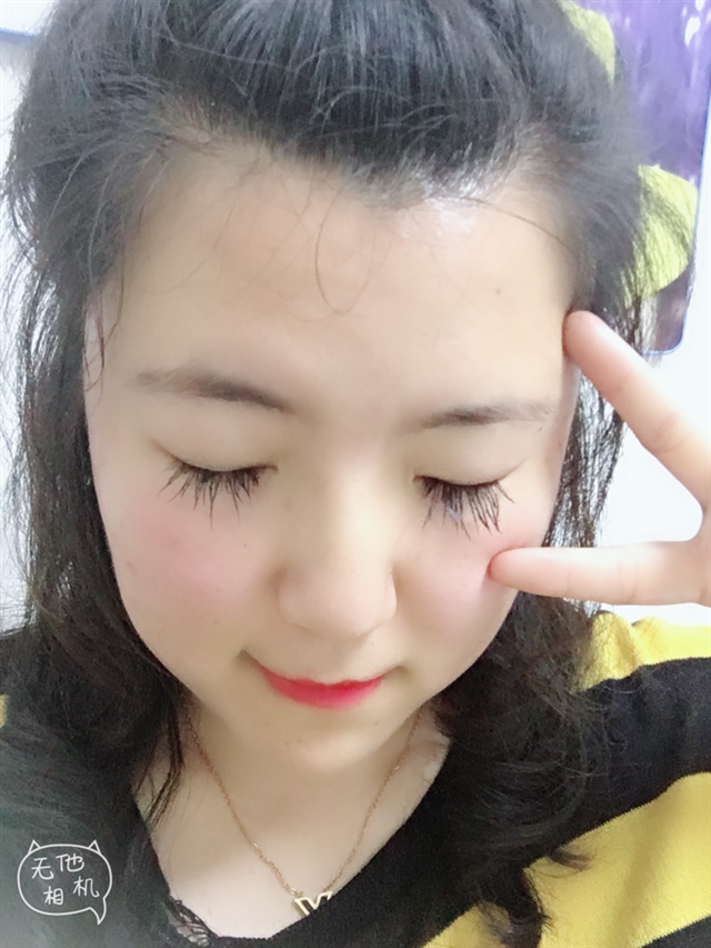 想要长睫毛的宝妈看过来，私信我哦，做女王不做女仆