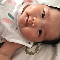 两个月13天  12.3斤。喜欢你睁开眼睛见到我爱笑的那一刻，💕💕