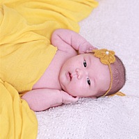 宝宝23天了给她拍摄点照片做纪念