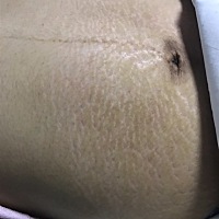 生完宝宝做月子老偷偷玩手机，有一样的宝妈吗？因为是早产宝宝现在还在医院保温箱呢。不知道老玩手机会...