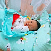 预产期3.29，宝宝留级了，38周出血了一点点以为快生了，结果后来没动静了，到4.6号实在忍不住了，去医院...