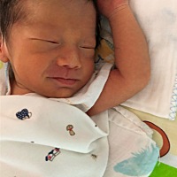 第九天 超级爱笑的宝宝 终于抓拍到啦！