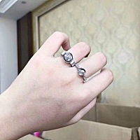 宝宝的胎发不要扔了，做成这样的情侣戒指和项链还有手镯，美不美❤️