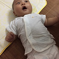 三个月体检一切正常，接下来好好练习翻身哟，我的小胖子