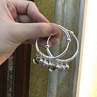 特有的礼物当然要留给特别的你。我使用宝宝的胎发做的饰品，美吗❤️