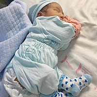 宝宝老是喜欢侧着睡，我怕经常侧睡会影响宝宝头型