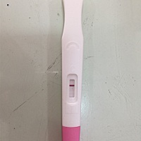 亲们这是什么意思，一道红一道白