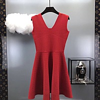 老公说只让我买一件🤨宝妈们快来帮我参考一下，选哪件好呢😍 我的选择恐惧症又要犯了，大家说一说你...