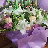 今天小妹生日，叫了很多朋友嗨趴！ 因为感觉我归隐很久，想让我放松一下，所以叫上了我！ 天好热，白天...