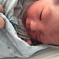 侧切真受罪。为了宝贝也是值得。宝妈们注意身体啦～太瘦真的不好，宝宝才5.7斤我都侧切了