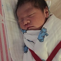 7月10号下午，成功生下一小仙女，怀孕时大家都说我怀的是男宝，结果生的时候翻盘了。