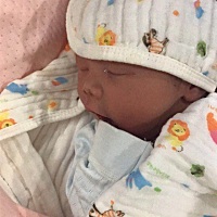 孕38+1剖宫产男宝一枚，3660克，宝宝健健康康！