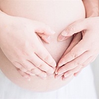 成功版男宝翻女宝，从怀孕每个人都说是男宝宝，自己也没去检查到底是男宝还是女宝，当出生那刻说是女宝...